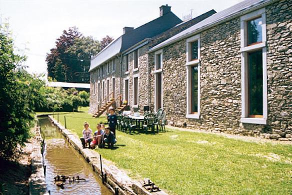 Château-Ferme de Laval - Gîte La Douve